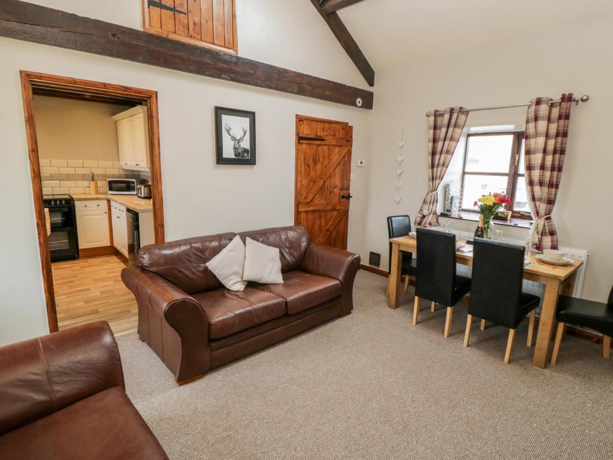 Stable Cottage Staintondale Экстерьер фото